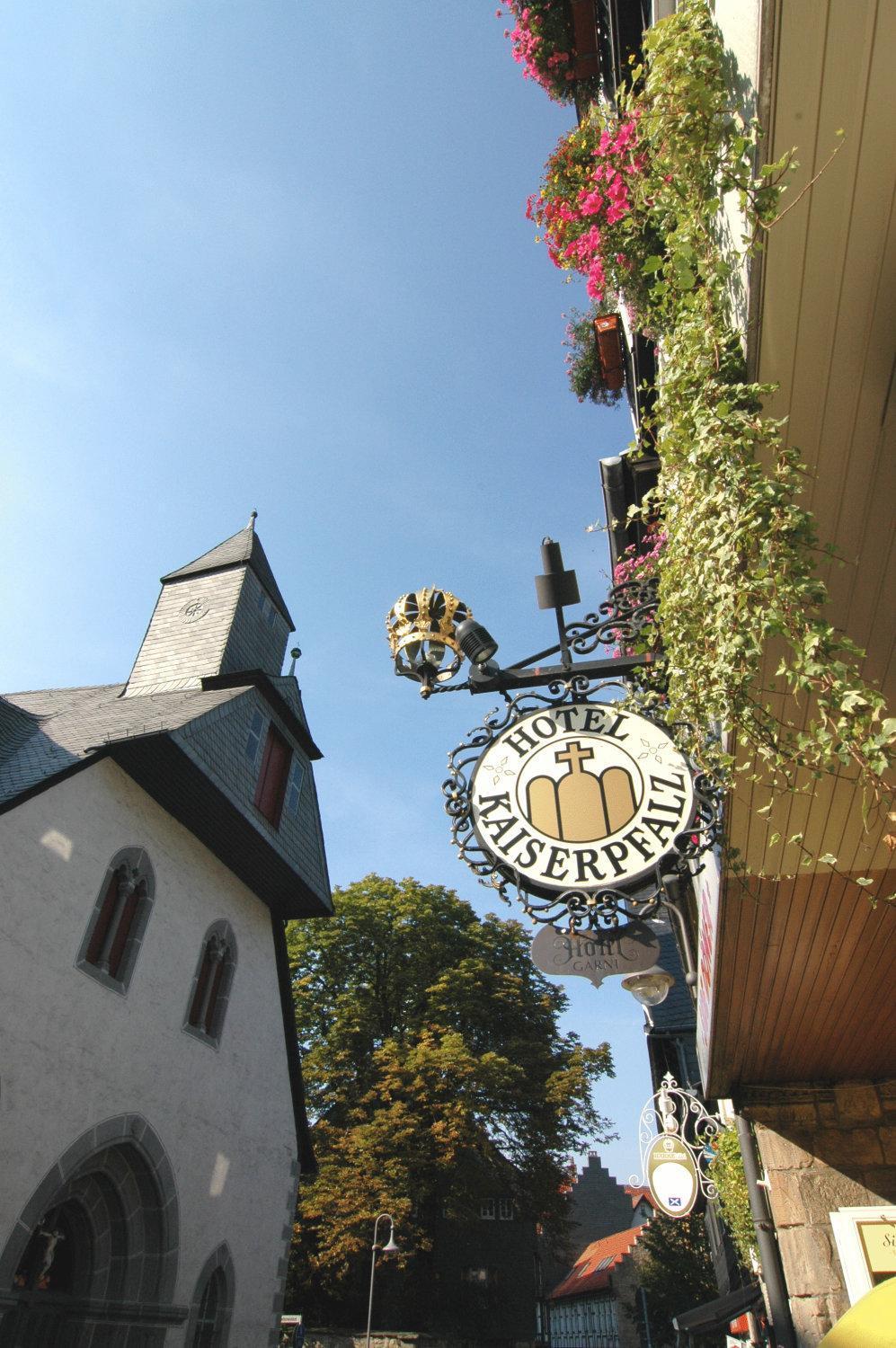 Hotel Garni Kaiserpfalz جوسلار المظهر الخارجي الصورة