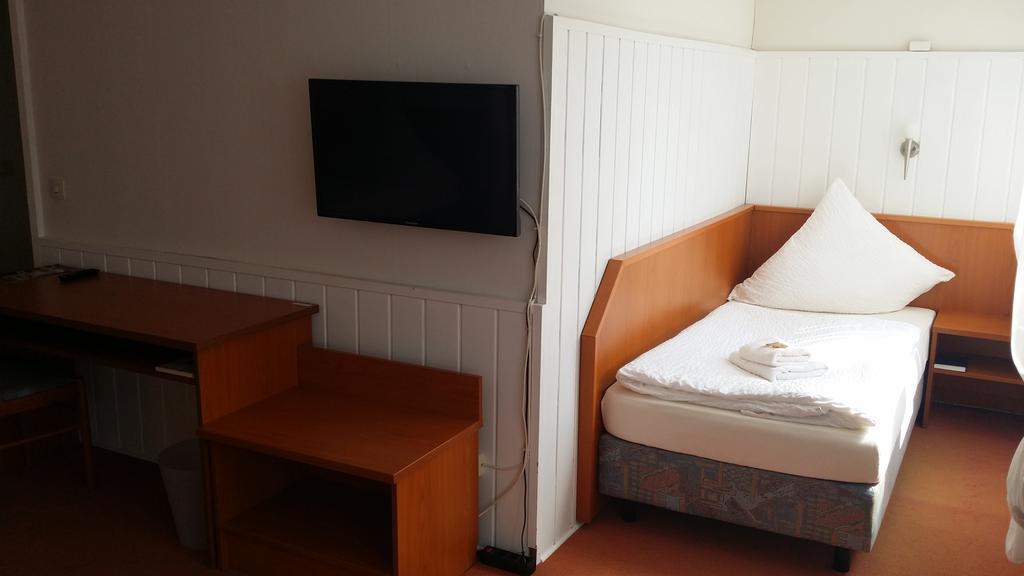 Hotel Garni Kaiserpfalz جوسلار المظهر الخارجي الصورة